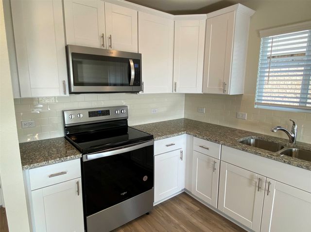 4533 Greenham Lane, Fort Worth, TX 76036