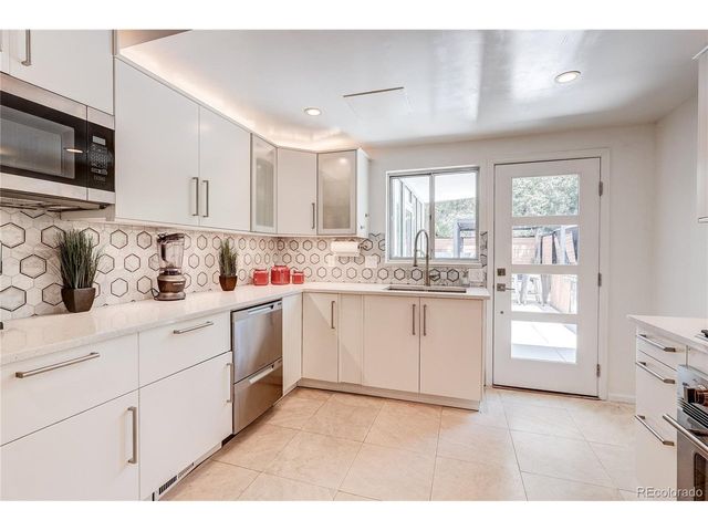 3000 S Marion St, Englewood, CO 80113