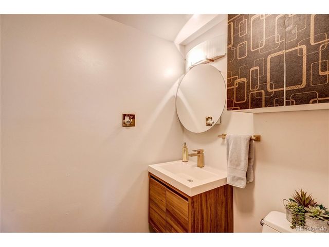 3000 S Marion St, Englewood, CO 80113