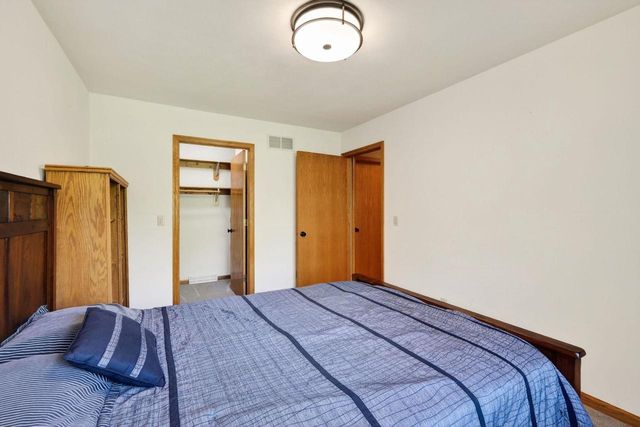 816 Bergen Court, Stoughton, WI 53589