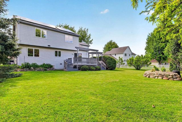 816 Bergen Court, Stoughton, WI 53589