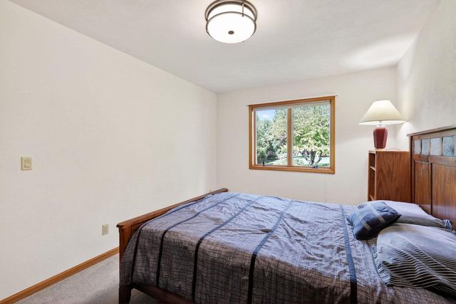 816 Bergen Court, Stoughton, WI 53589