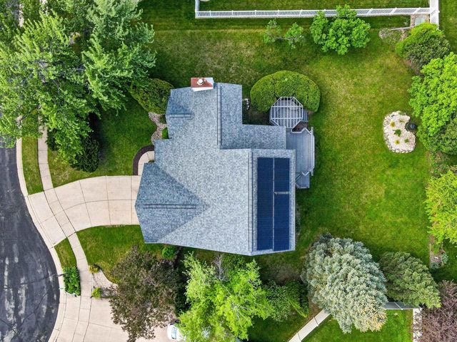 816 Bergen Court, Stoughton, WI 53589