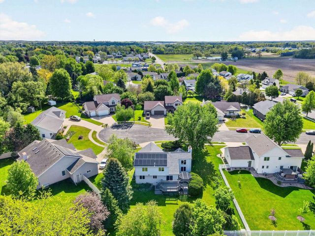 816 Bergen Court, Stoughton, WI 53589