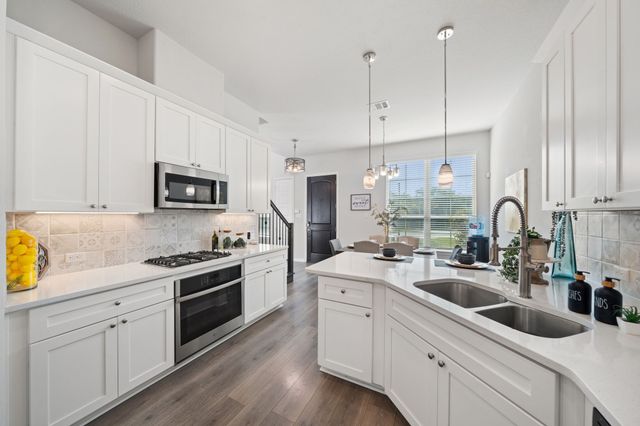 744 Patriot Lane, Irving, TX 75060