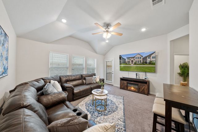 744 Patriot Lane, Irving, TX 75060