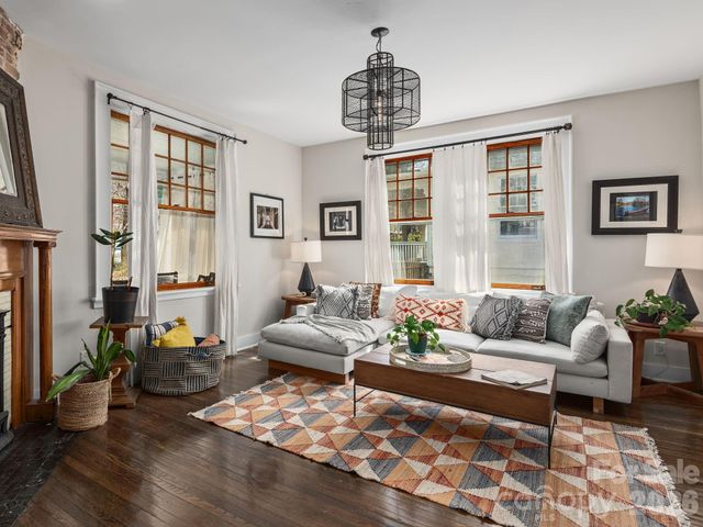 178 Montford Avenue, Asheville, NC 28801