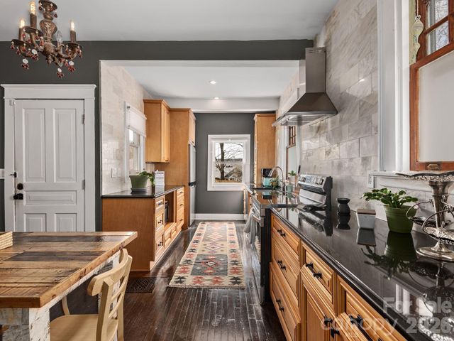 178 Montford Avenue, Asheville, NC 28801