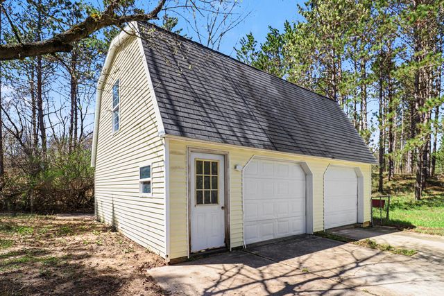 2405 100th Avenue, Evart, MI 49631