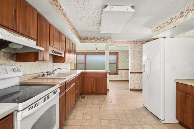 2405 100th Avenue, Evart, MI 49631