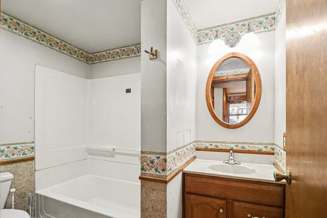 2405 100th Avenue, Evart, MI 49631
