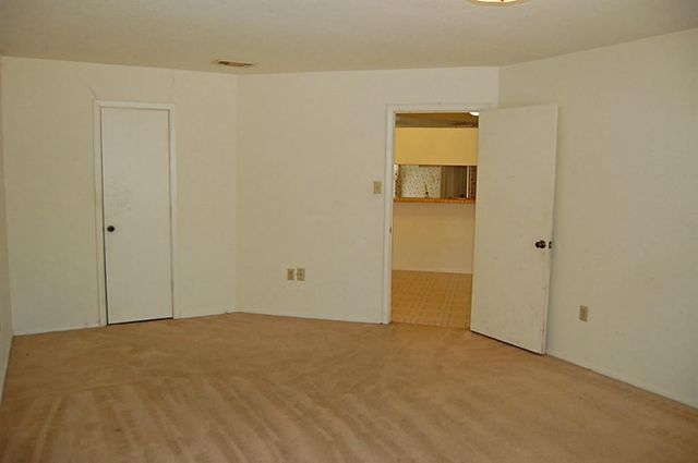 15926 Pfeiffer Drive, Houston, TX 77082