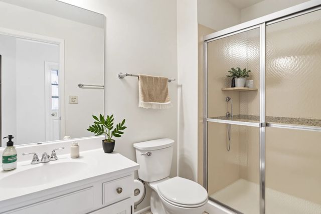 381 BENTLEY Place, Buffalo Grove, IL 60089