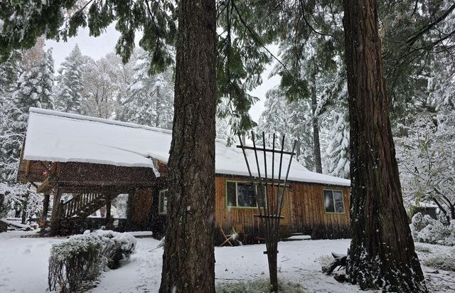 29104 Johnson Road, Montgomery Creek, CA 96065