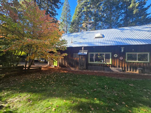 29104 Johnson Road, Montgomery Creek, CA 96065