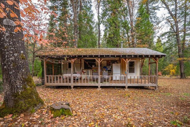 29104 Johnson Road, Montgomery Creek, CA 96065