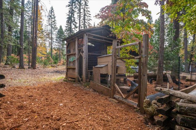 29104 Johnson Road, Montgomery Creek, CA 96065