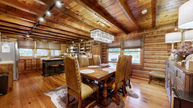 2739 Thompson Station Rd, E, Thompsons Station, TN 37179