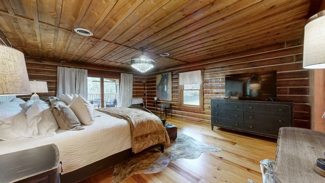 2739 Thompson Station Rd, E, Thompsons Station, TN 37179