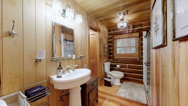 2739 Thompson Station Rd, E, Thompsons Station, TN 37179