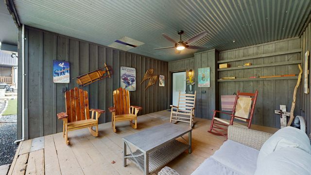 2739 Thompson Station Rd, E, Thompsons Station, TN 37179