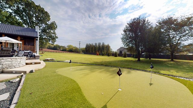 2739 Thompson Station Rd, E, Thompsons Station, TN 37179