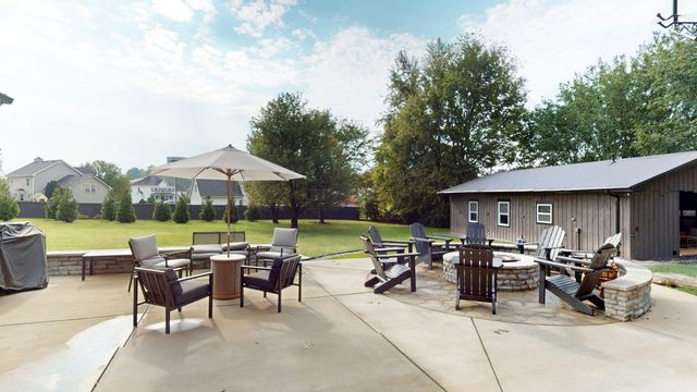 2739 Thompson Station Rd, E, Thompsons Station, TN 37179