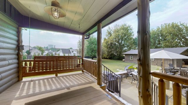 2739 Thompson Station Rd, E, Thompsons Station, TN 37179