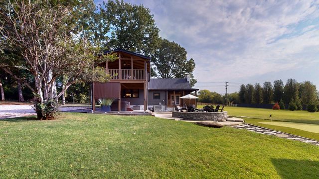 2739 Thompson Station Rd, E, Thompsons Station, TN 37179