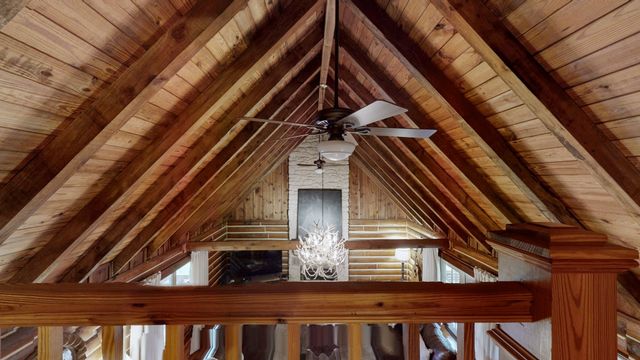 2739 Thompson Station Rd, E, Thompsons Station, TN 37179