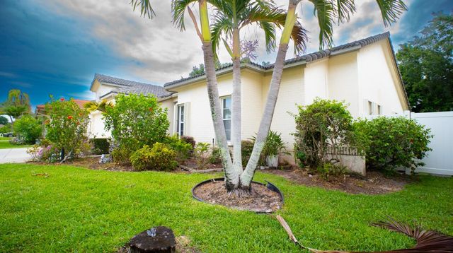 3872 Summer Chase Court, Lake Worth, FL 33467