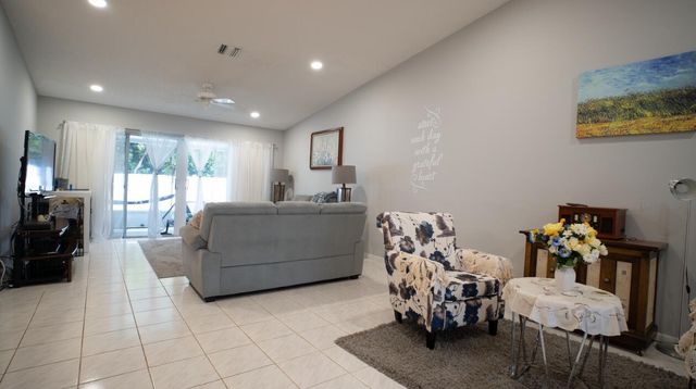 3872 Summer Chase Court, Lake Worth, FL 33467