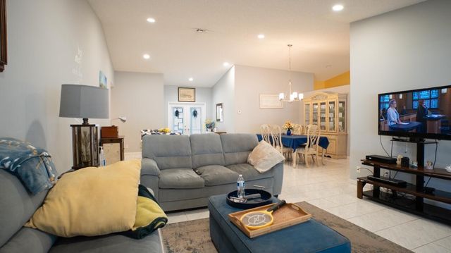 3872 Summer Chase Court, Lake Worth, FL 33467