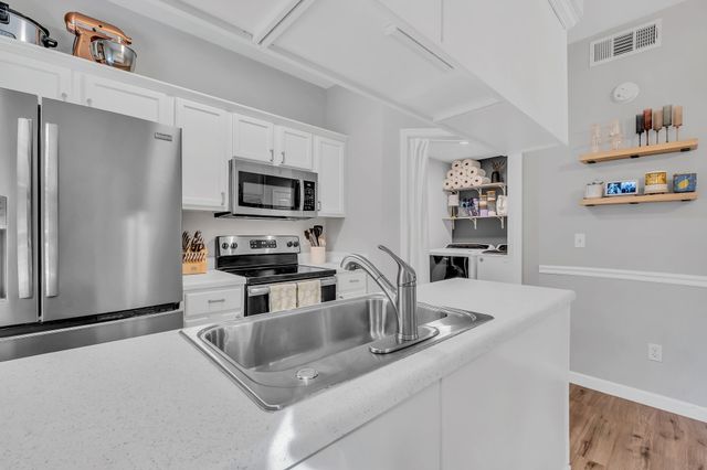 147 Lakebrink Dr, Nashville, TN 37214