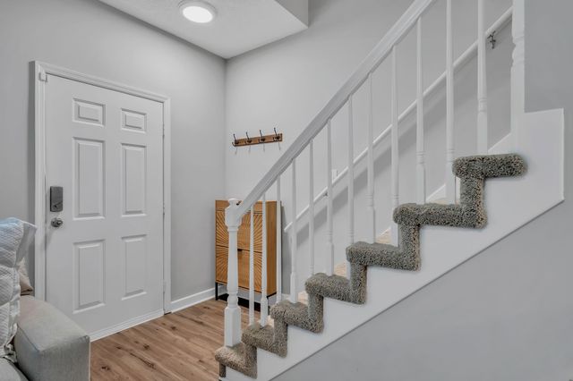 147 Lakebrink Dr, Nashville, TN 37214