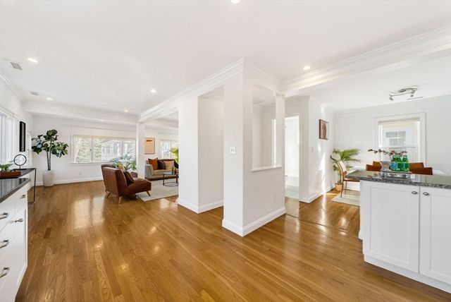 38 Lafayette St 38, Arlington, MA 02474