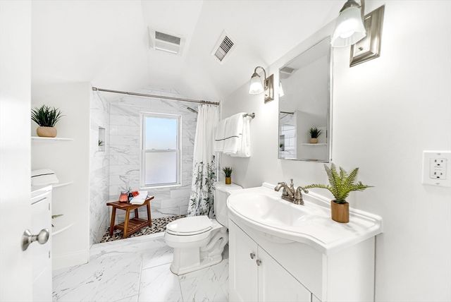 38 Lafayette St 38, Arlington, MA 02474