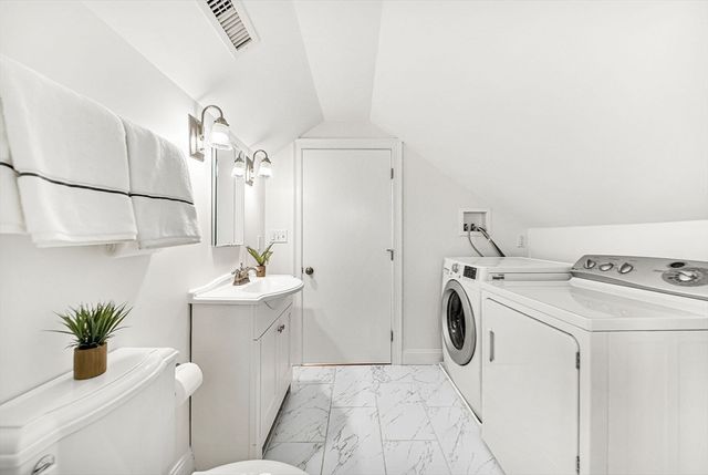 38 Lafayette St 38, Arlington, MA 02474