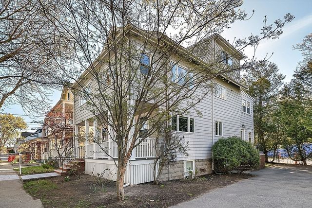 38 Lafayette St 38, Arlington, MA 02474