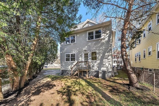 38 Lafayette St 38, Arlington, MA 02474