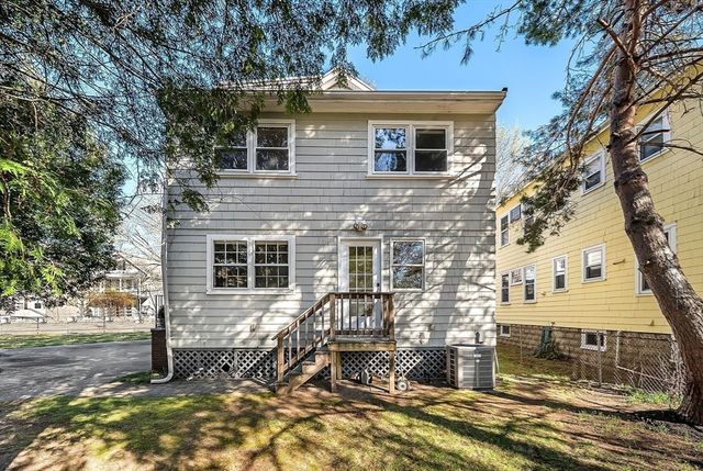 38 Lafayette St 38, Arlington, MA 02474