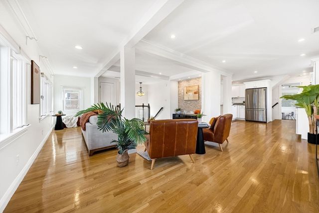 38 Lafayette St 38, Arlington, MA 02474