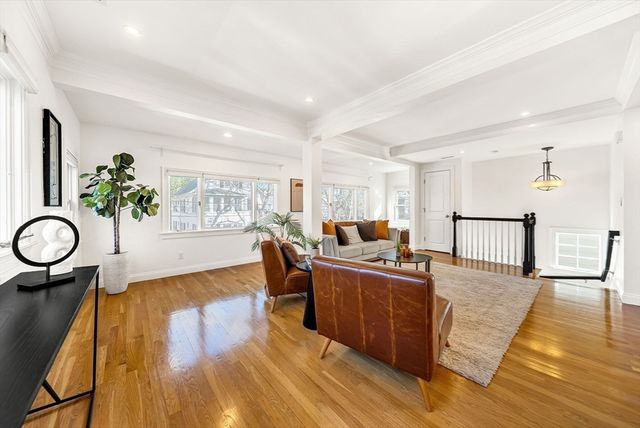 38 Lafayette St 38, Arlington, MA 02474