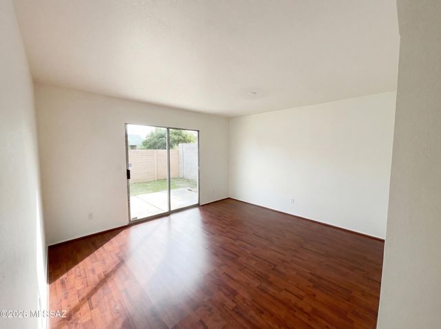 1943 W Southbrooke Circle, Tucson, AZ 85705