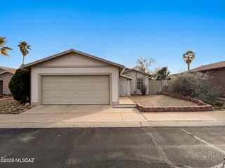 1943 W Southbrooke Circle, Tucson, AZ 85705