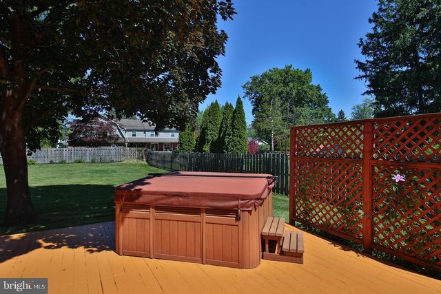 912 CYBUS WAY, Southampton, PA 18966