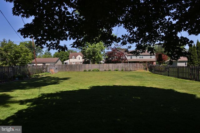 912 CYBUS WAY, Southampton, PA 18966