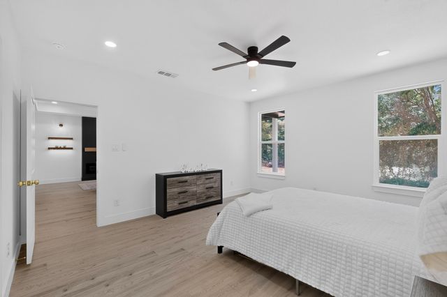 343 SCHOONER Road, Gun Barrel City, TX 75156