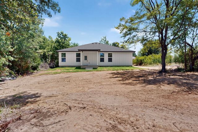 343 SCHOONER Road, Gun Barrel City, TX 75156