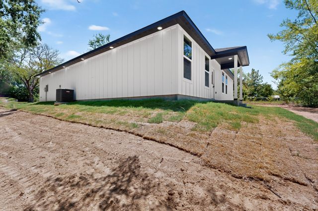 343 SCHOONER Road, Gun Barrel City, TX 75156
